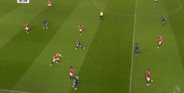 星空体育-【英超】79秒红牌 马夏尔双响 B费1射2传 曼联9比0