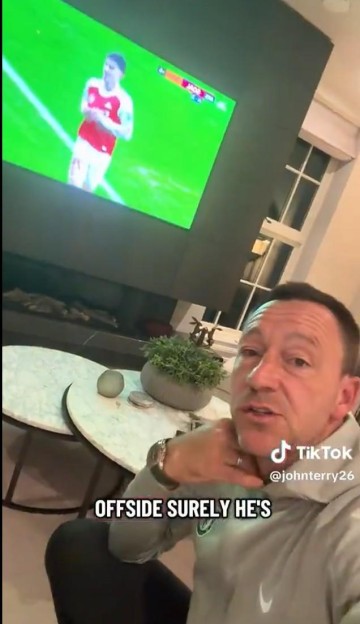 星空体育在线登录-无法接受，特里在家目睹被绝杀：哈弗茨肯定越位了